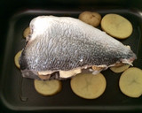 Foto del paso 2 de la receta: Dorada rellena con brie y champiñones