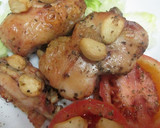 Foto del paso 4 de la receta: Pollo a la parrilla con ajos aliñados 