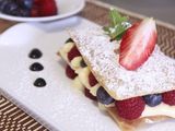 Milhojas de crema pastelera y frutos rojos