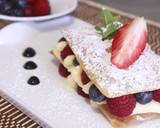 Foto del paso 6 de la receta: Milhojas de crema pastelera y frutos rojos