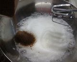 Foto del paso 2 de la receta: Corazón de bizcocho diet con puré de fresas