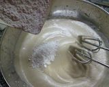 Foto del paso 3 de la receta: Corazón de bizcocho diet con puré de fresas