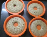 Foto del paso 4 de la receta: Piruletas de bizcocho bañadas con chocolate puro