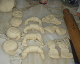 Foto del paso 4 de la receta: Masa para facturas caseras argentinas