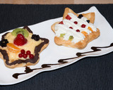 Foto del paso 9 de la receta: Tartaletas de hojaldre, fruta en base de crema pastelera y nata montada