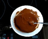 Foto del paso 2 de la receta: Cuencos de chocolate con nata y lacasitos