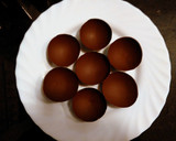 Foto del paso 7 de la receta: Cuencos de chocolate con nata y lacasitos
