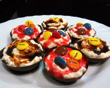 Foto del paso 11 de la receta: Cuencos de chocolate con nata y lacasitos