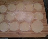 Foto del paso 7 de la receta: Empanadas de atún con huevo duro