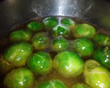 Foto del paso 2 de la receta: Coles de Bruselas escabechadas con bacon