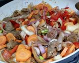Foto del paso 4 de la receta: Guiso de ternera con verduras