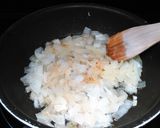 Foto del paso 3 de la receta: Crema de calabacín al roquefort