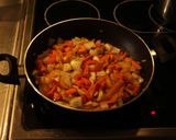 Foto del paso 4 de la receta: Penne rigatta caseros, con salsa multicolor!!!