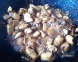 Foto del paso 3 de la receta: Espaguetis con tuco y soya
