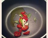 Foto del paso 1 de la receta: Espaguetis Ricotta Tomates Secos en Aceite y Oregano