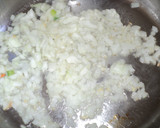 Foto del paso 2 de la receta: Guiso de zapallitos italianos a la crema