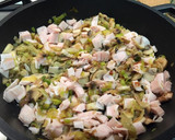 Foto del paso 3 de la receta: Empanada de puerros, champiñones y jamón