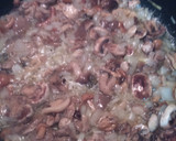 Foto del paso 2 de la receta: Risotto funghi con dados de beacon