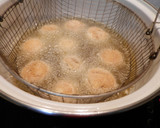 Foto del paso 5 de la receta: Champiñones empanados y rellenos de queso