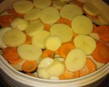 Foto del paso 3 de la receta: Pollo y verduras al vapor