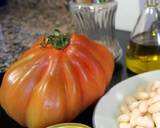 Foto del paso 1 de la receta Ensalada tibia con tomate corazón de buey (cor de bou) y judías