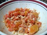 Ensalada tibia con tomate corazón de buey (cor de bou) y judías