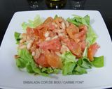 Foto del paso 5 de la receta: Ensalada tibia con tomate corazón de buey (cor de bou) y judías