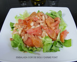 Foto del paso 5 de la receta: Ensalada tibia con tomate corazón de buey (cor de bou) y judías