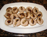 Foto del paso 9 de la receta: Solomillo de cerdo relleno de frutos secos y paté ibérico al cava