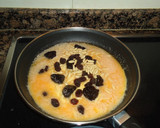 Foto del paso 2 de la receta: Cordero relleno con tortilla y frutos secos