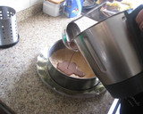 Foto del paso 3 de la receta: Tarta flan de tres chocolates