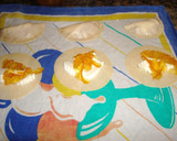 Foto del paso 2 de la receta: Empanadillas de queso y mermelada