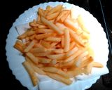 Foto del paso 6 de la receta: Guisantes con jamón, huevo y patatas