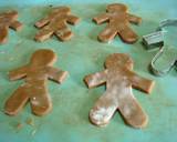 Foto del paso 5 de la receta Gingerbread Man Cookies
