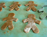 Foto del paso 5 de la receta: Gingerbread Man Cookies