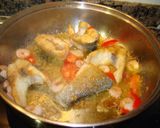 Foto del paso 3 de la receta: Lubina y gambas en salsa