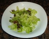 Foto del paso 1 de la receta: Ensalada de queso fresco (dieta)