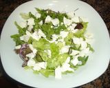 Foto del paso 2 de la receta: Ensalada de queso fresco (dieta)