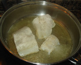 Foto del paso 2 de la receta: Bacalao con frutos secos