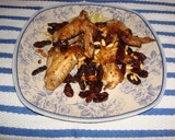 Foto del paso 4 de la receta: Alitas de pollo con frutos secos al limón