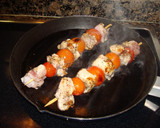 Foto del paso 2 de la receta: Brochetas de conejo y vegetales