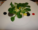 Foto del paso 1 de la receta: Ensalada del mar y la huerta (dieta)