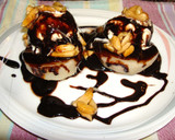 Foto del paso 4 de la receta: Peras rellenas con helado