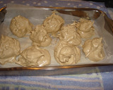 Foto del paso 3 de la receta: Merengues de café