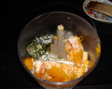 Foto del paso 3 de la receta: Crema de calabaza y champiñones con acelgas