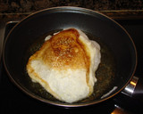 Foto del paso 3 de la receta: Bunyols (Huevos fritos)