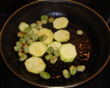 Foto del paso 2 de la receta: Fetuccini con sepietas y calabacín