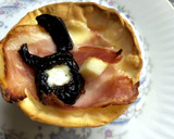 Foto del paso 1 de la receta: Canastitas de panceta y ciruelas