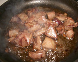 Foto del paso 3 de la receta: Asadura e hígado de cordero al ajo cabañil, con patatas