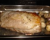 Foto del paso 3 de la receta: Lomo de cerdo asado a la pimienta verde y cava